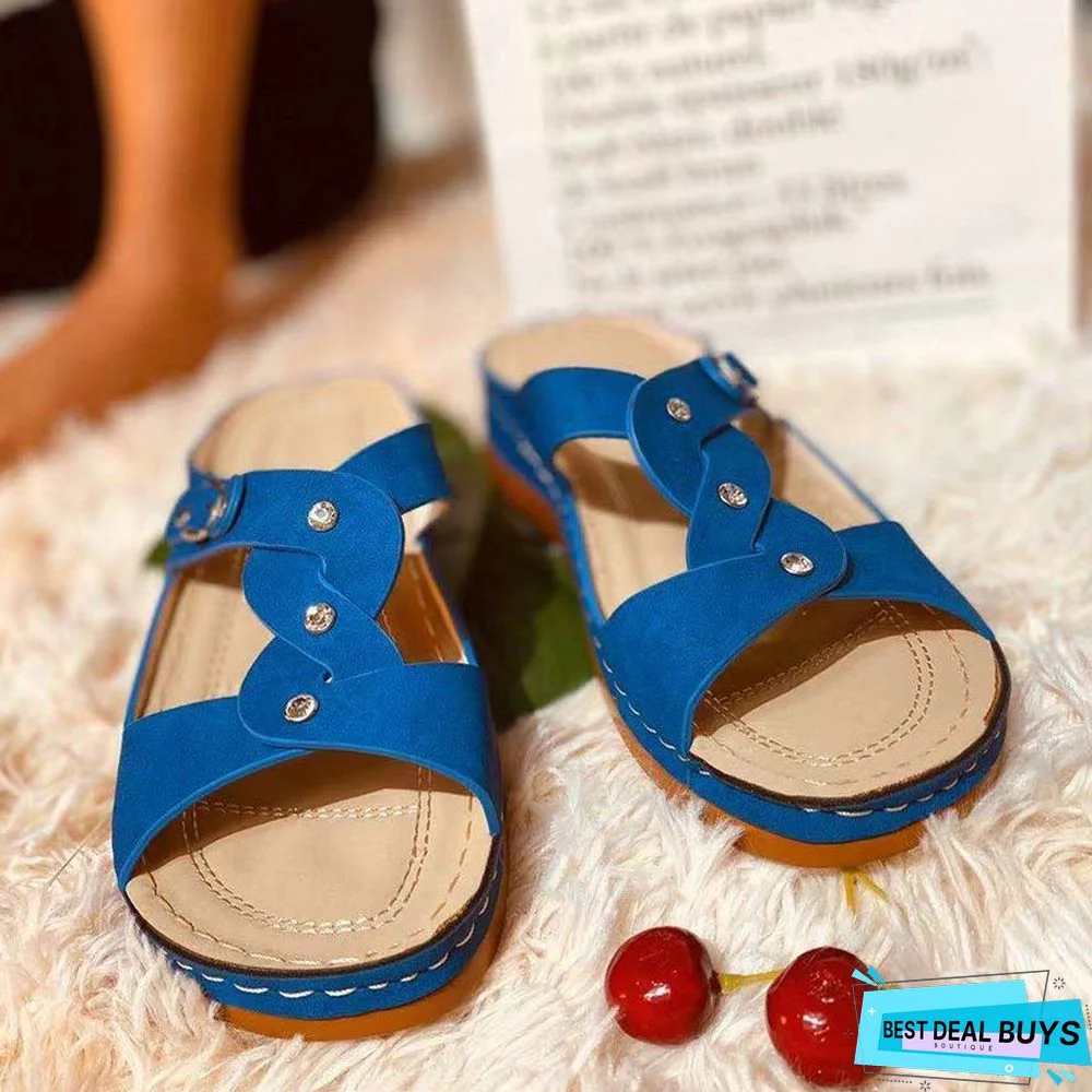 Pi Clue Artificial Leather Low Heel Rivet Slipper