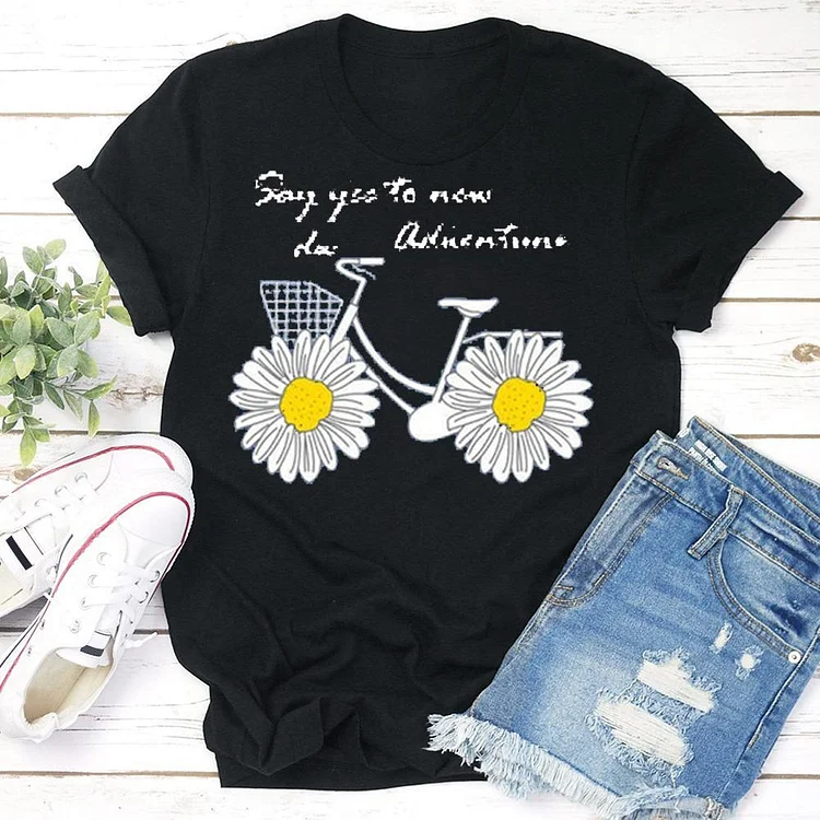 Bicycle daisy T-shirt Tee --Annaletters