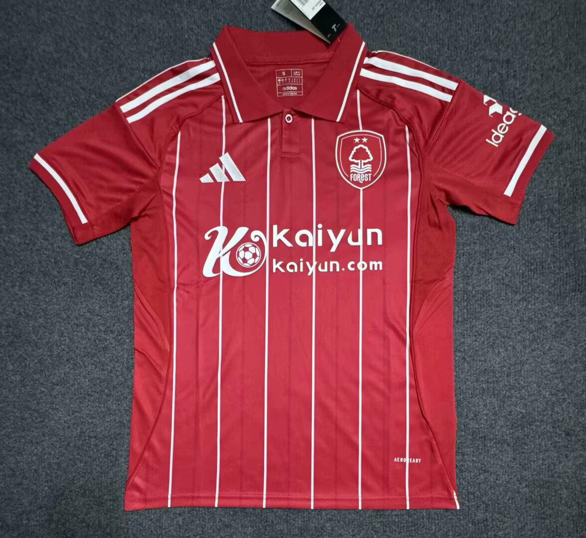 25/26 Nottingham Home Football Jersey 1:1 Thai Quality