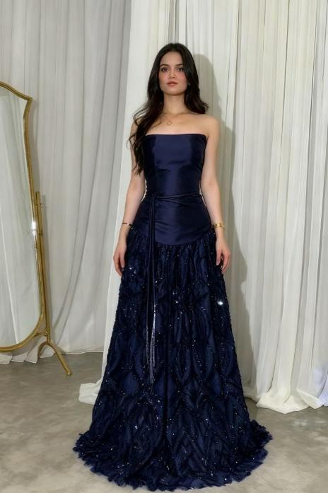 Lussooy Charming Dark Navy Sleeveless Strapless Satin Prom Dress with Sequins  