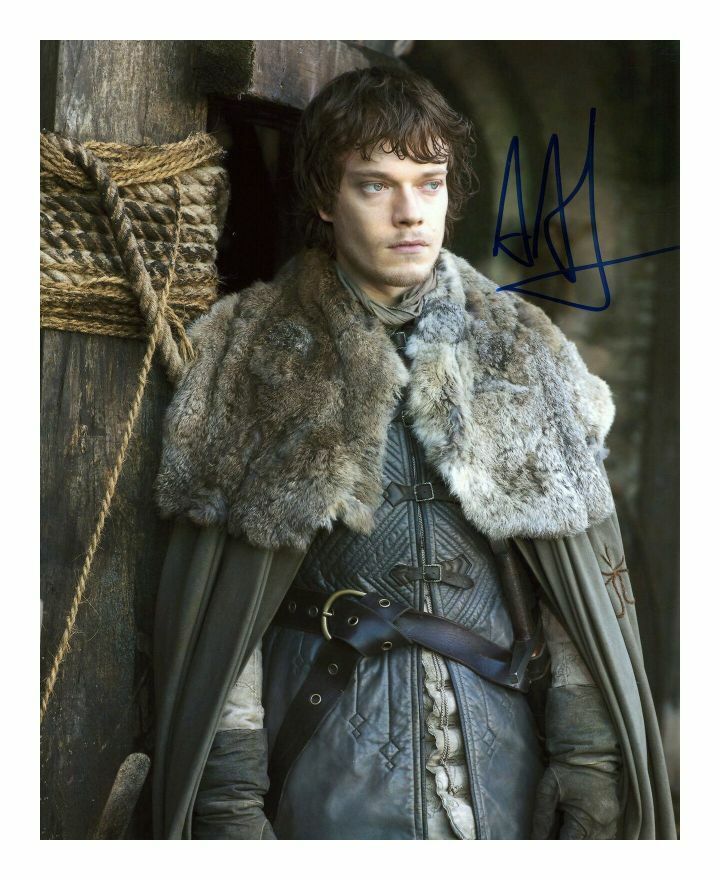 ALFIE ALLEN - GAME OF THRONES AUTOGRAPH SIGNED PP Photo Poster painting POSTER