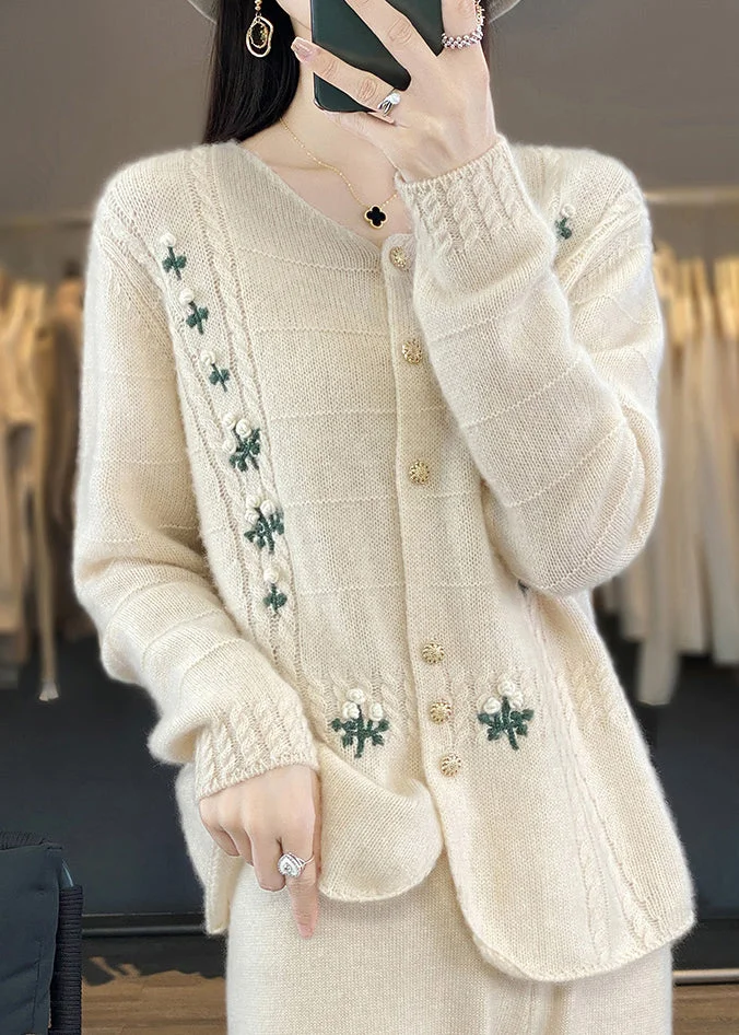 New Beige Embroideried Button Patchwork Cashmere Knit Coats Fall