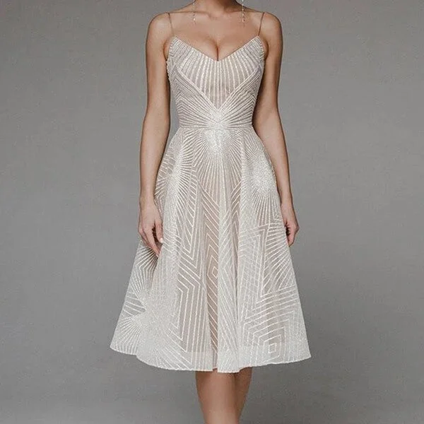 🔥2022 Fall Hot Sale🔥 Fashion V Neck Sling A-Line Dress