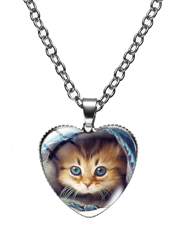 Lovely Cat Heart Pendant Necklace wearshes