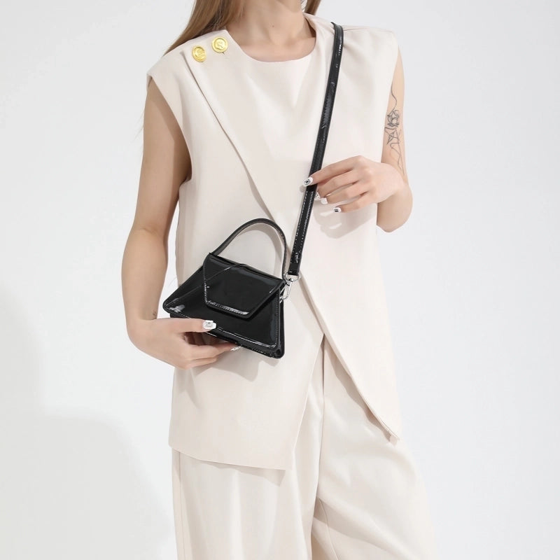 Women’s Girl’S Small Pu Leather Solid Color Basic Streetwear Sewing Thread Magnetic Buckle Crossbody Bag