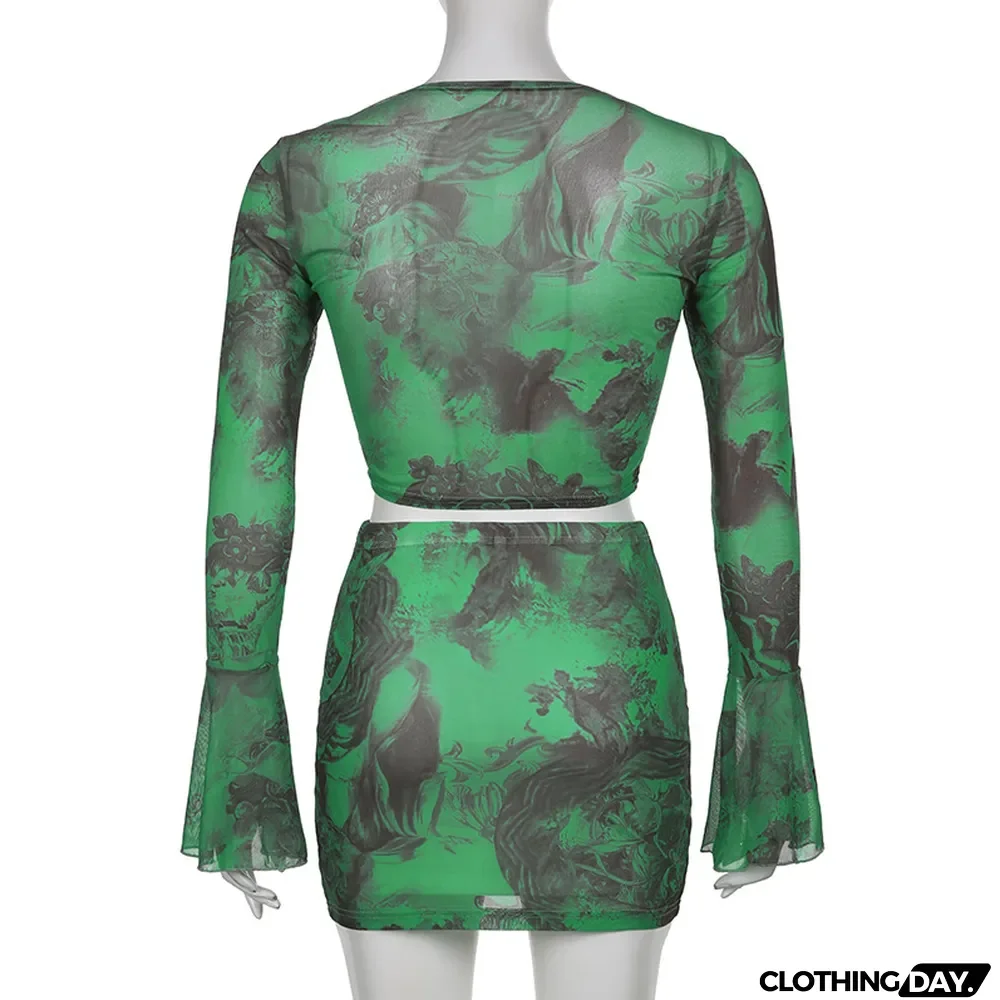 Women Chiffon Print Bell Bottom Sleeve Cutout Top and Bodycon Skirt Two-Piece Set