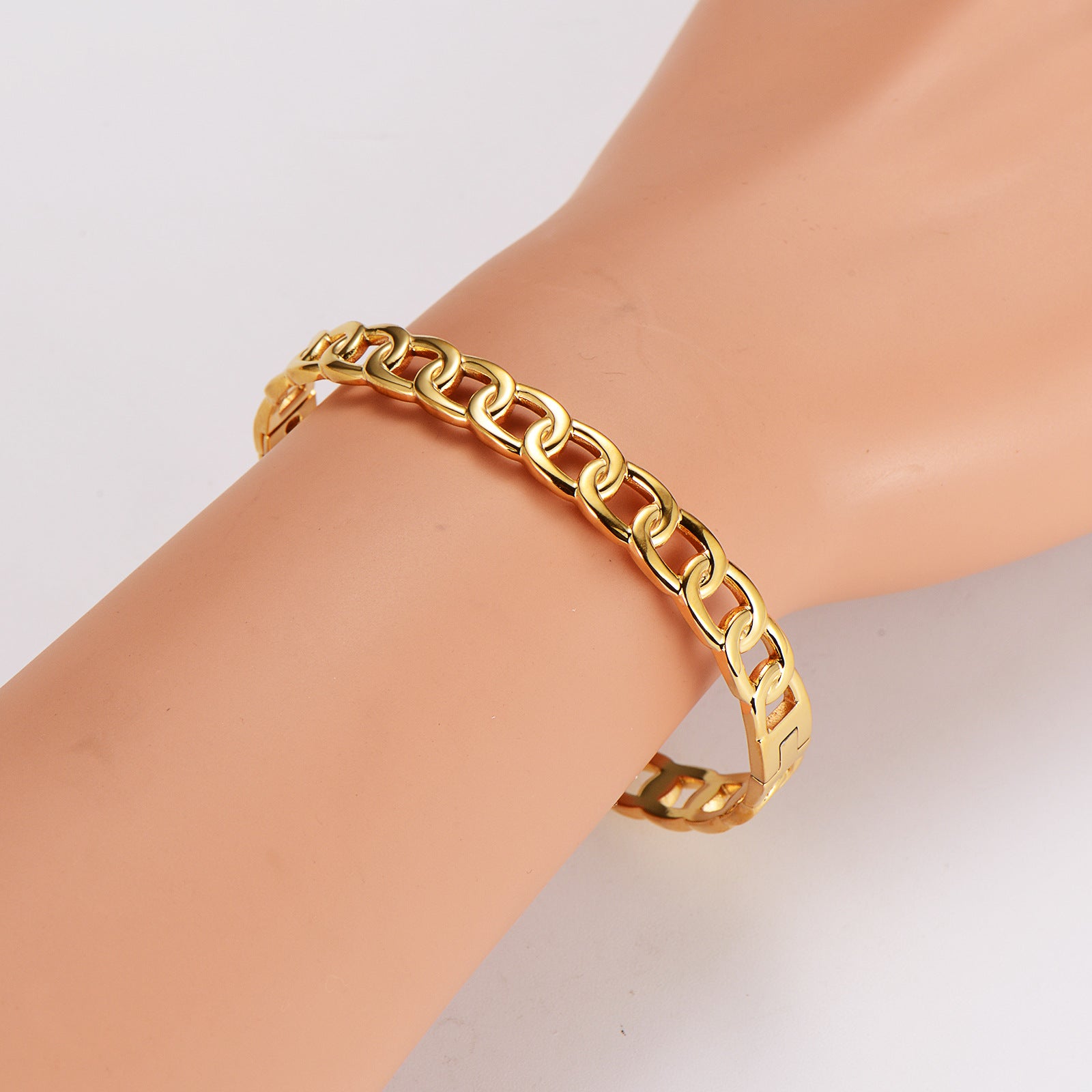 Aml Stainless Steel Hot-Selling Fashion Exquisite Versatile Diamond Bracelet Female Niche