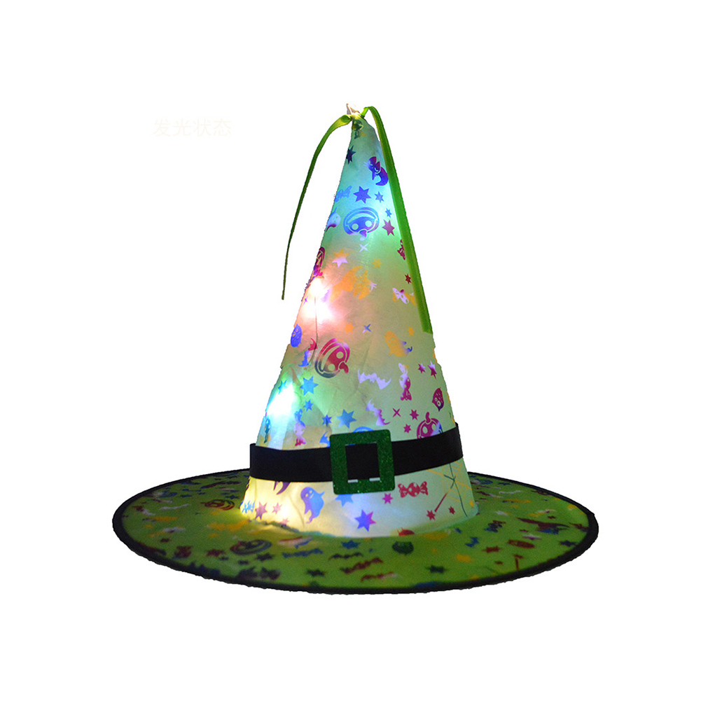 Light hat. Фонарь шляпа. Шляпа ведьмы зеленая. Шляпа ведьмы со свечами. Шляпа висит.