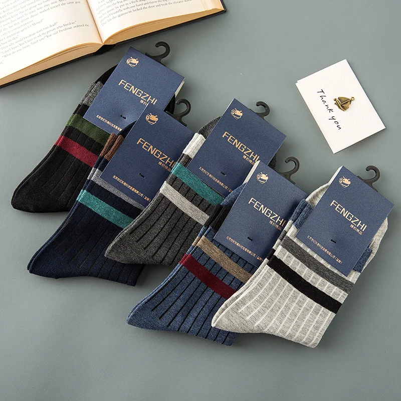 5 pairs of casual socks