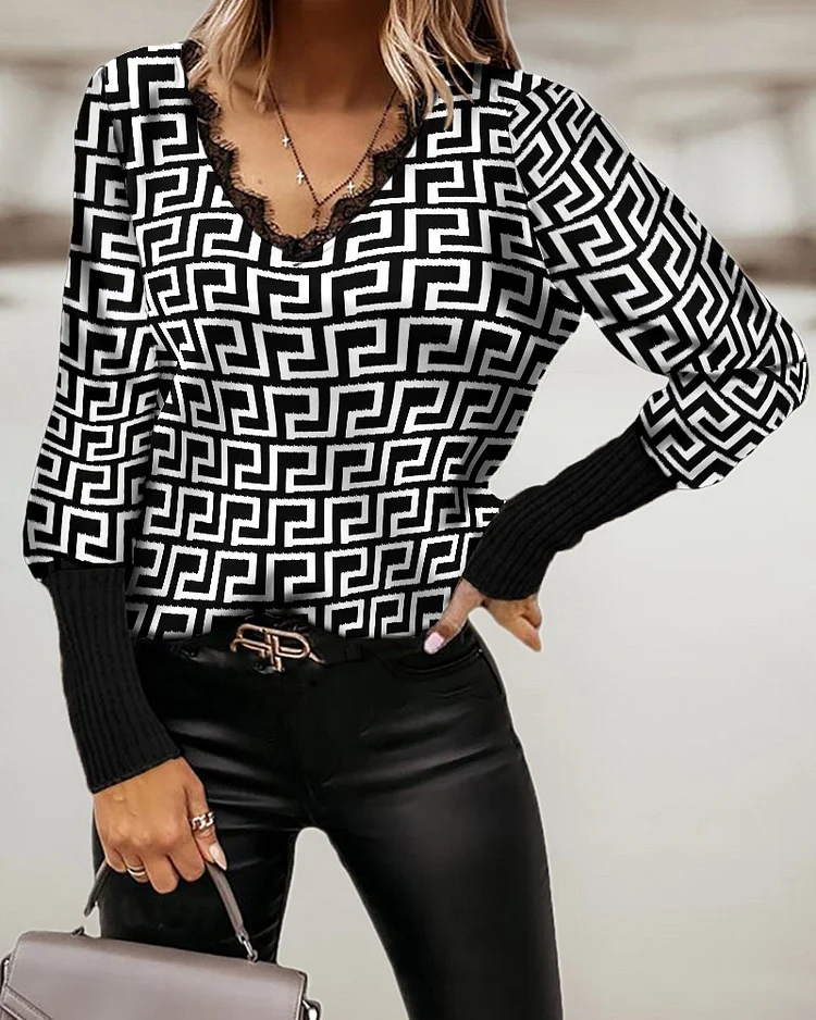 V-neck Check Printed Top