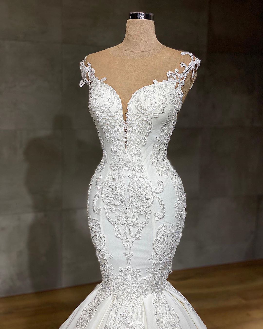 Chic Boho Tassel Lace Sleeveless Mermaid Wedding Dress main image 0