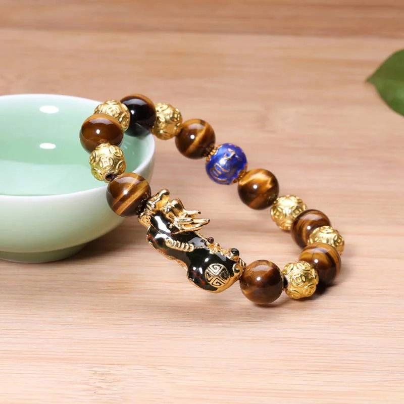 Golden Tiger Eyes Color-changing Pixiu Protection Bracelet
