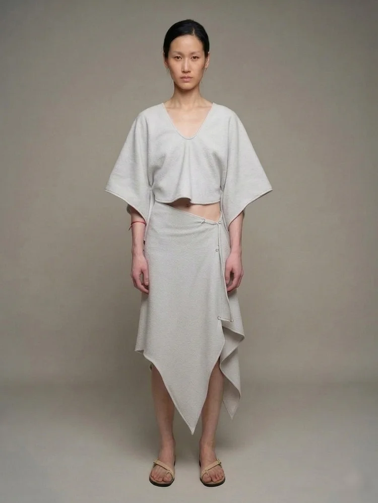 PARTICLE Flared Sleeved Top - 6 Recycled Water Bottles - Grey