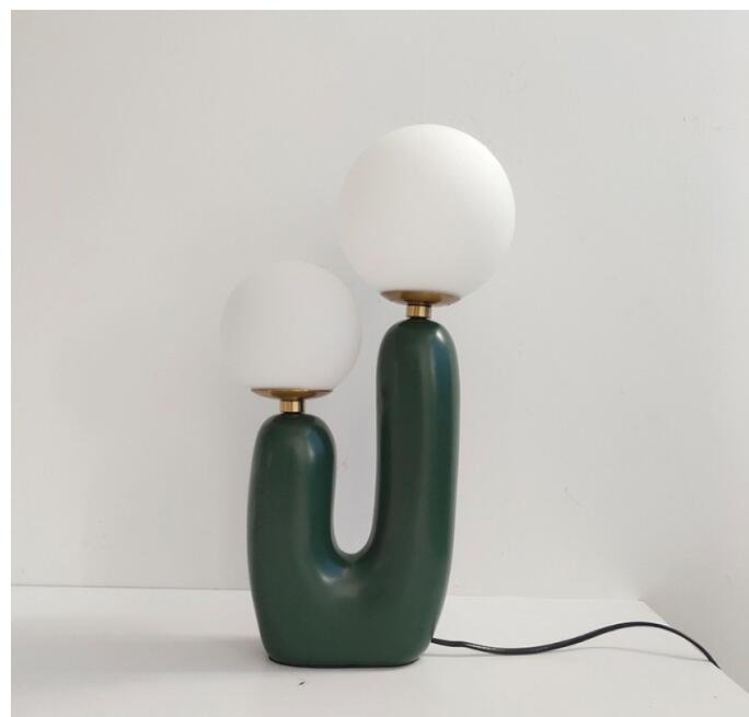 Nordic Style Artistic Finger Table Lamp with AU CN EU UK or US Plug E27 Bulbs 1 or 3 Colors Post Mordern Decorative Night Lights