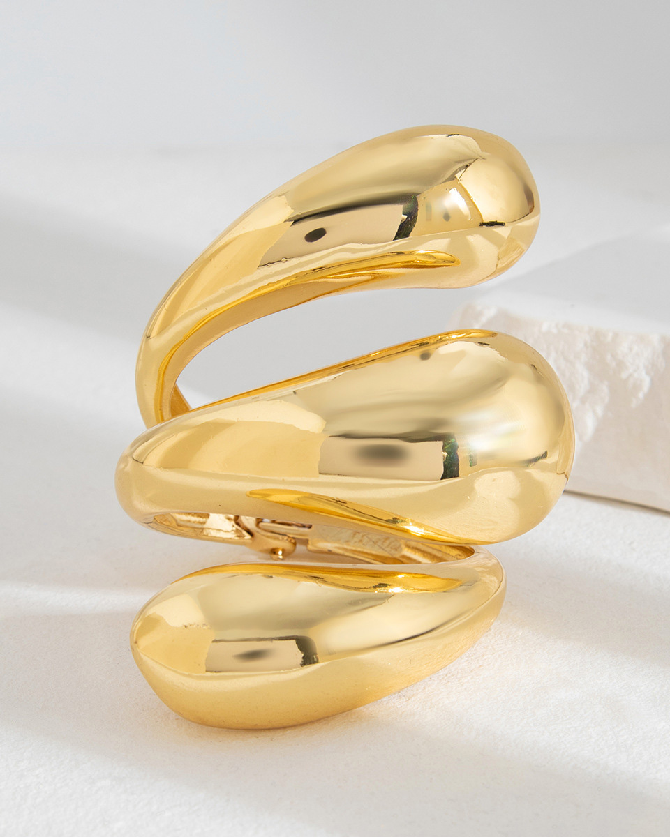 Metal Glossy Bracelet