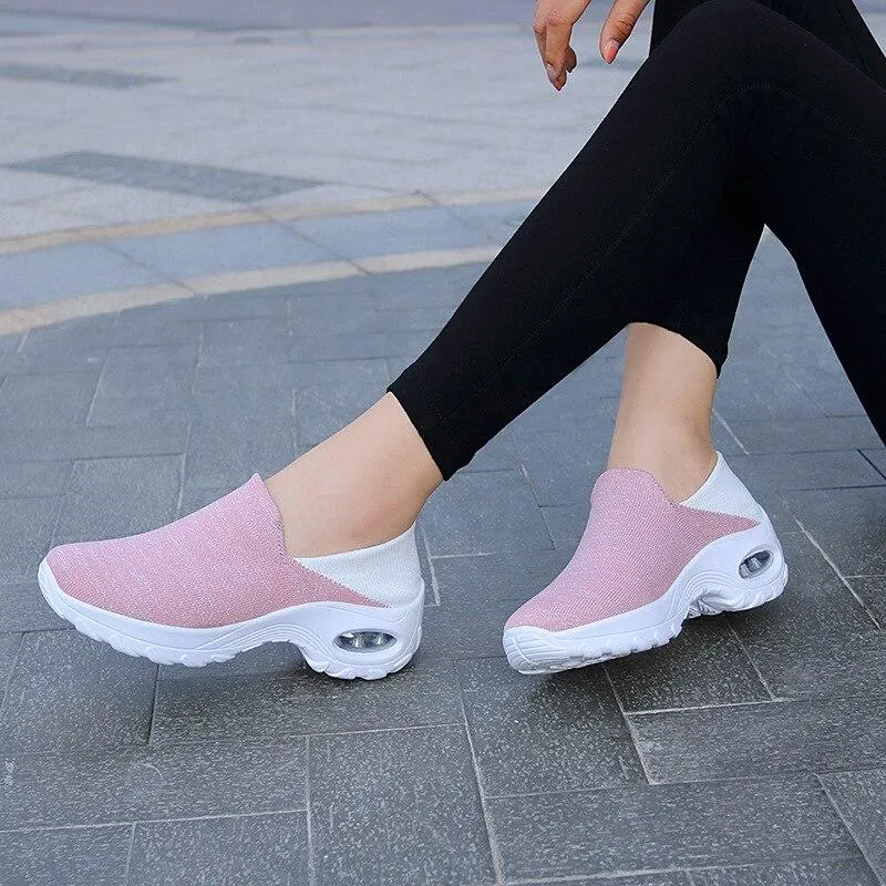 Woman Vulcanize Shoes 2021 Ladies Platform Sneakers Flat Shoes Light Fashion Breathable Mesh Socks Sport Shoes Soft House Shoes