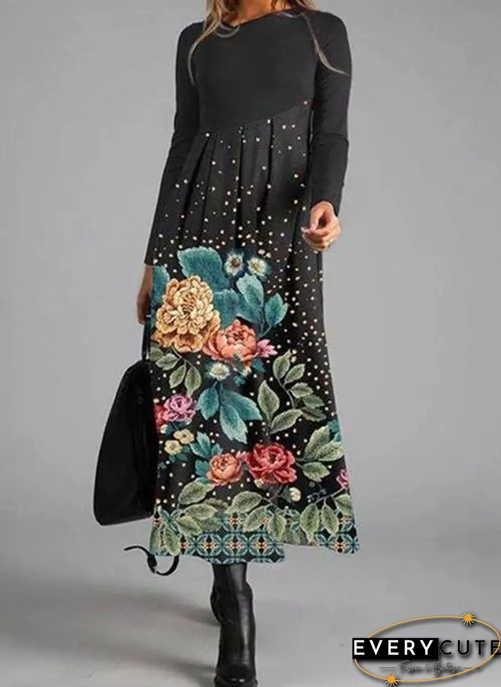 Round Neck Printed Pleated Maxi Dress