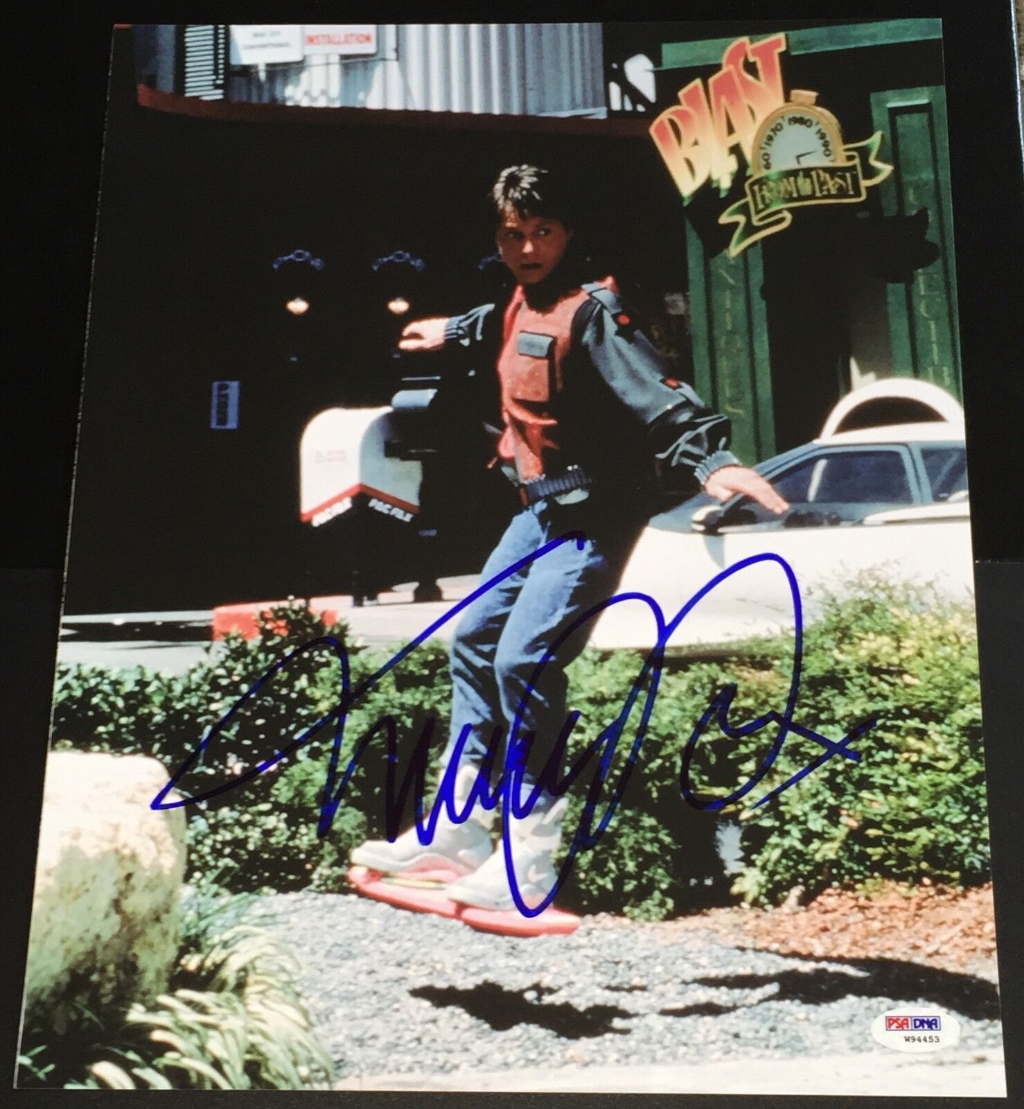 MICHAEL J. FOX SIGNED AUTOGRAPH BACK TO THE FUTURE