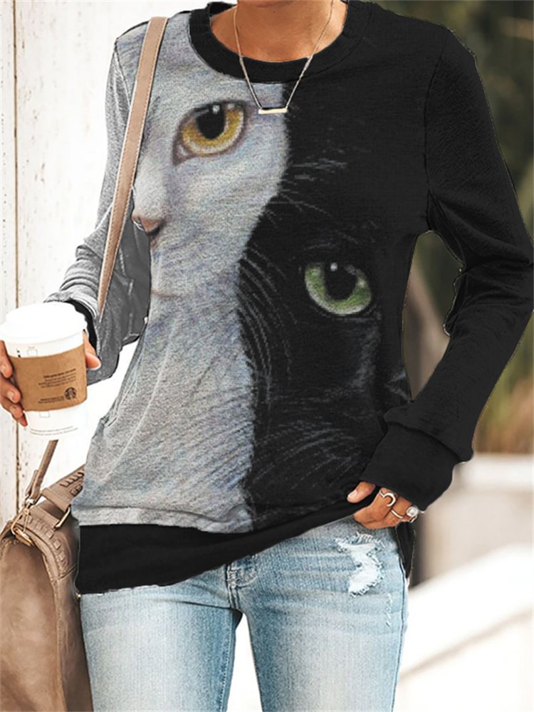 Vefave Black & White Cats Contrast Art Sweatshirt