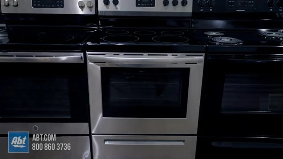Frigidaire FCRE3052AS Electric Range