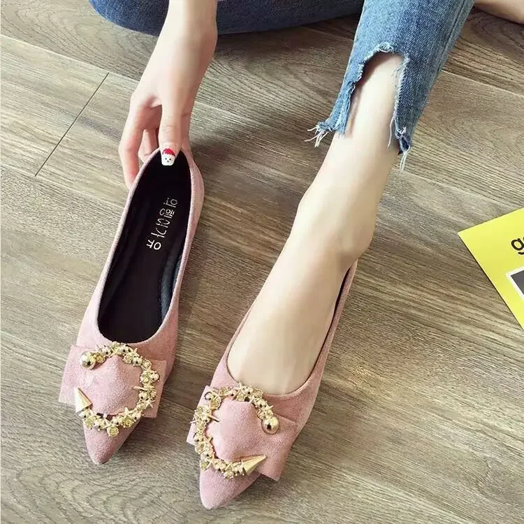 Blankf Mujer 2023 Spring New Pointy Flat Sole Single Shoe Women Metal Decoration Casual Women Shoe Set Foot Bean Shoe Wholesale