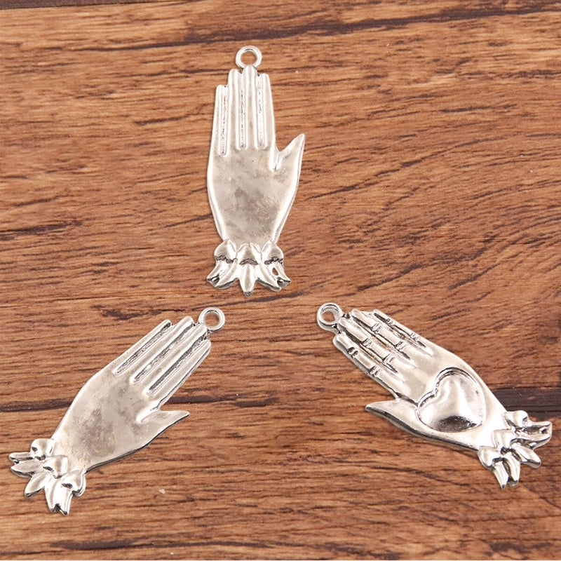 1 Piece Alloy Heart Shape Skull Pendant Jewelry Accessories