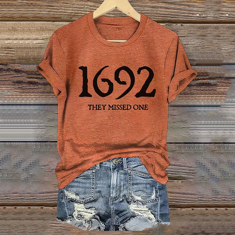 Utbros Women's 1692 They Missed One Salem Witch Printed T-Shirt