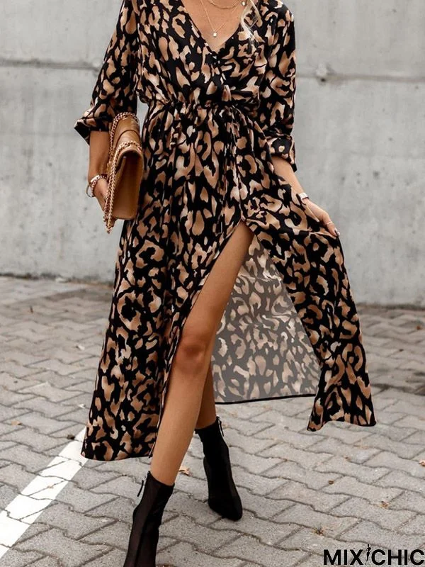 Vacation Loose Long Sleeves Split-Side Leopard V-Neck Midi Dresses