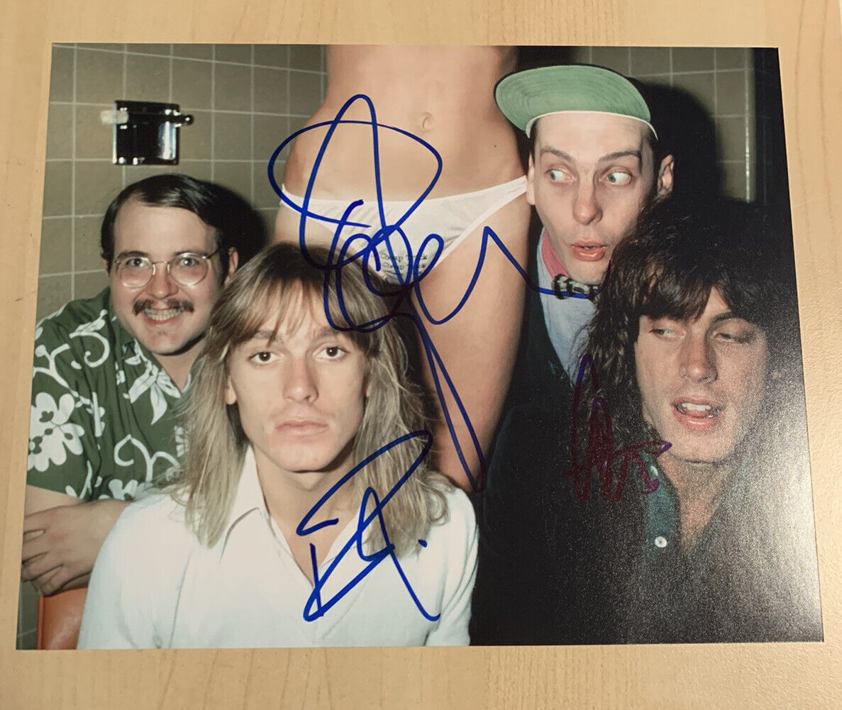 CHEAP TRICK FULL BAND SIGNED 8x10 Photo Poster painting SIGNED AUTOGRAPHED VERY RARE COA