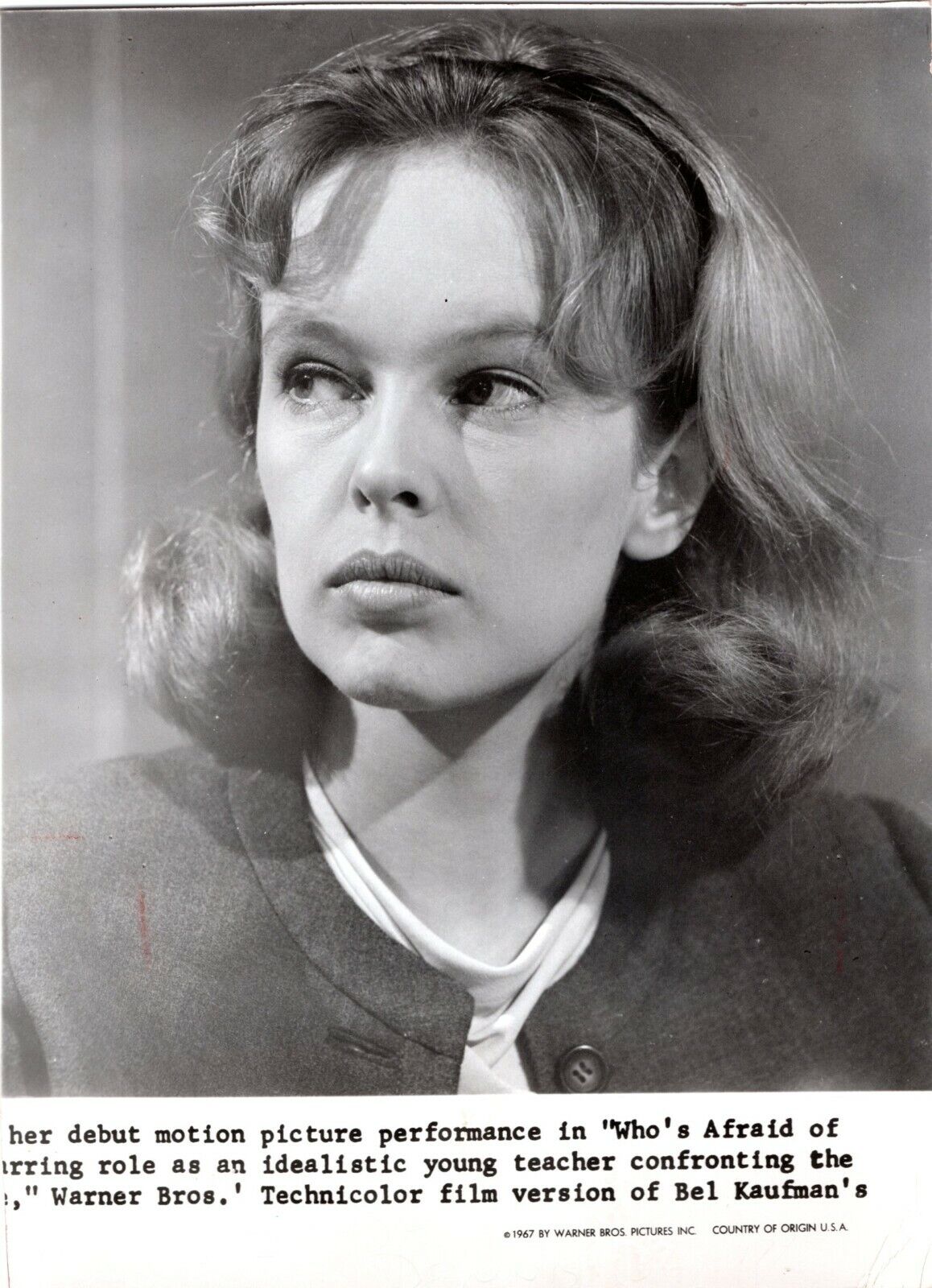 SANDY DENNIS Actress Vintage 5.5x7.5 Promo Press News Photo Poster painting 1967