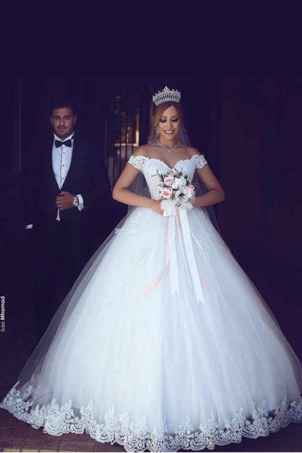 Charming Sweetheart White Wedding Dresses With Lace | Ballbellas Ballbellas