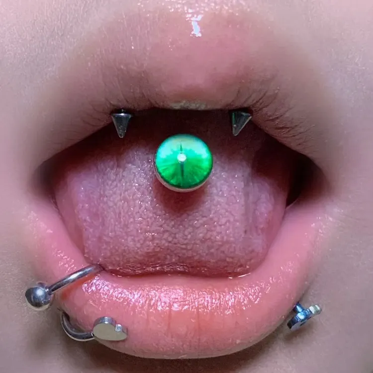 Flowering Smudges Magic Eyes Punk Tongue Ring