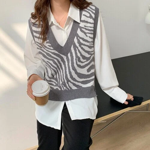 Striped Women Sweater Vest V-neck Korean Style Spring Chic Outwear Comfortable All Match Leisure Loose Pullover Fashion New Tops