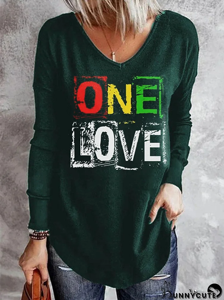 Women's Long Sleeve V-neck Graphic Top