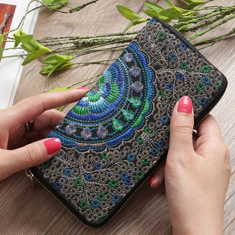 Women Ethnic National Retro Butterfly Flower Bag Handbag Coin Purse Embroidered Lady Clutch Tassel Small Flap Summer Bolsa