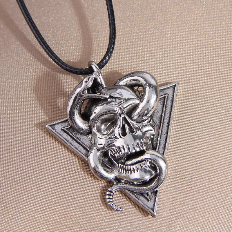 Cool Style Spider Spider Web Skull Alloy Wax Rope Inlay Rhinestones Halloween Men’s Pendant Necklace