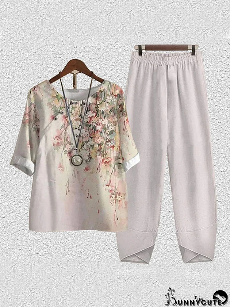 Women's Graphic Printed Half Sleeve Scoop Neck Two-Pieced Sets