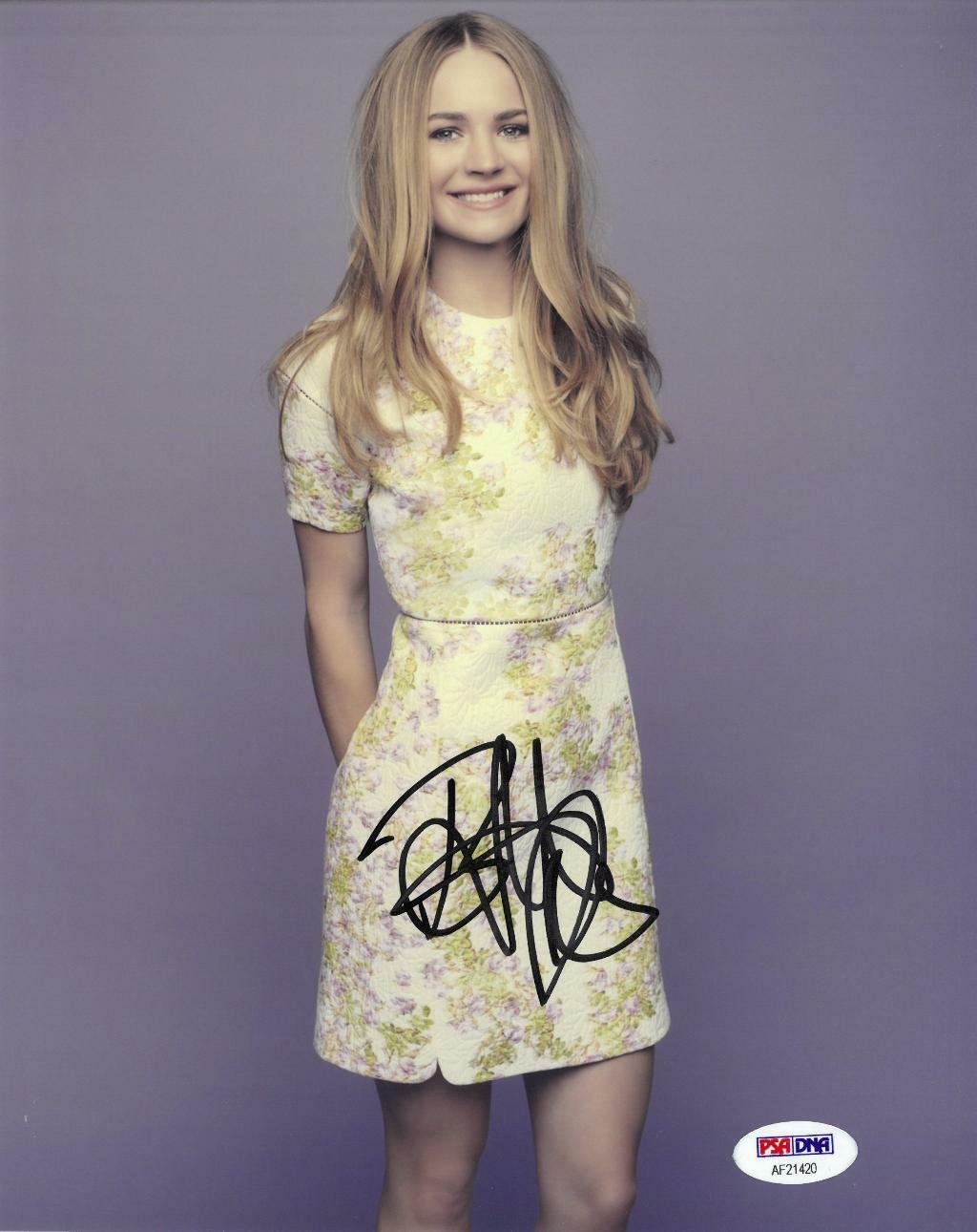 Britt Robertson Signed Authentic Autographed 8x10 Photo Poster painting PSA/DNA #AF21420