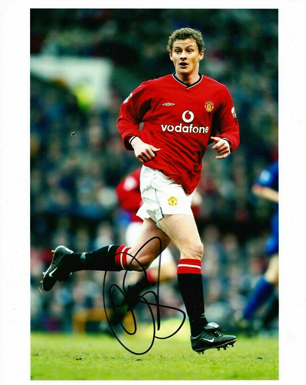 Ole Gunnar Solskjaer Signed 10X8 Photo Poster painting Manchester United F.C. AFTAL COA (1185)