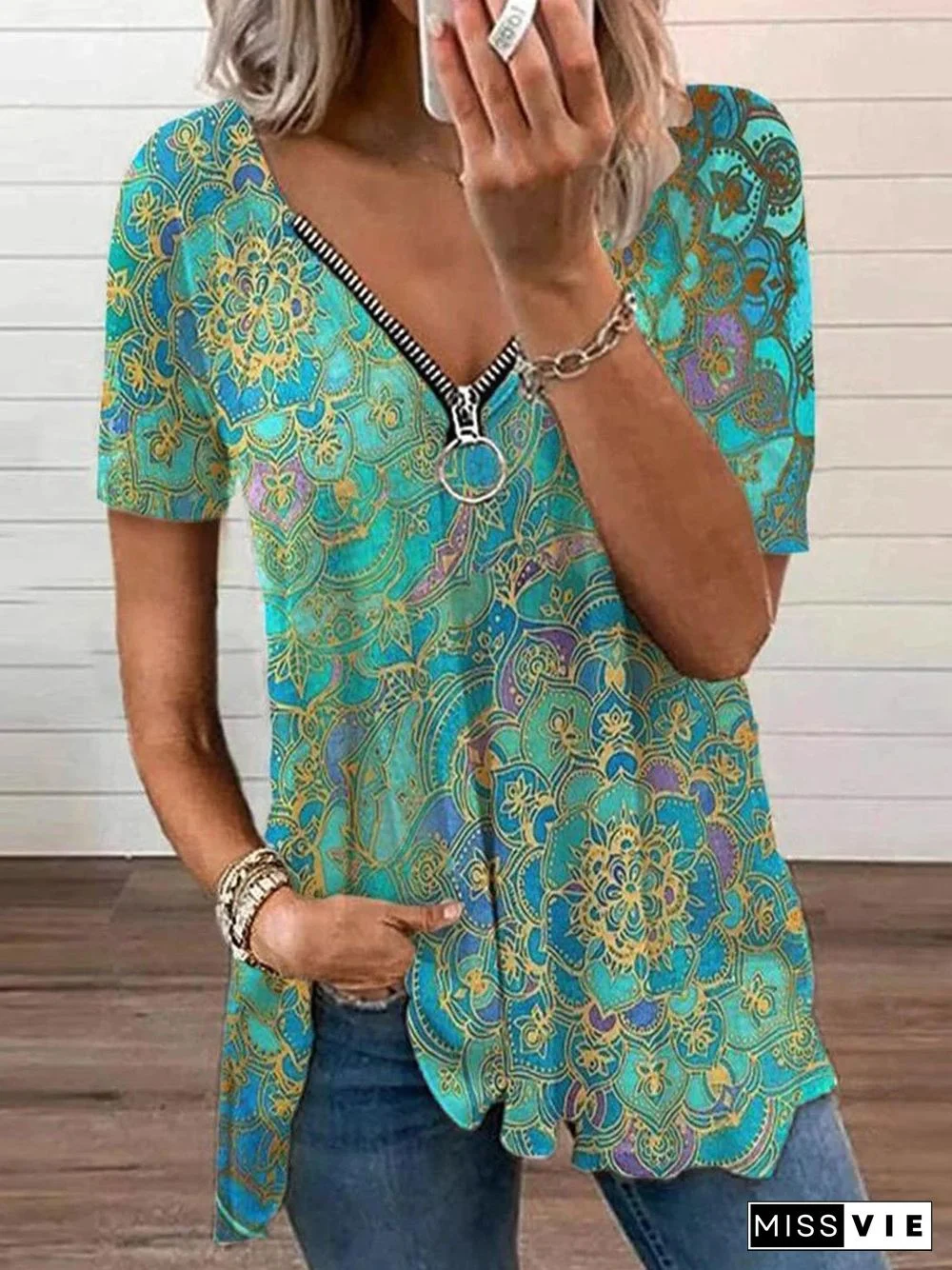 Bright Boost Printed Top P10362