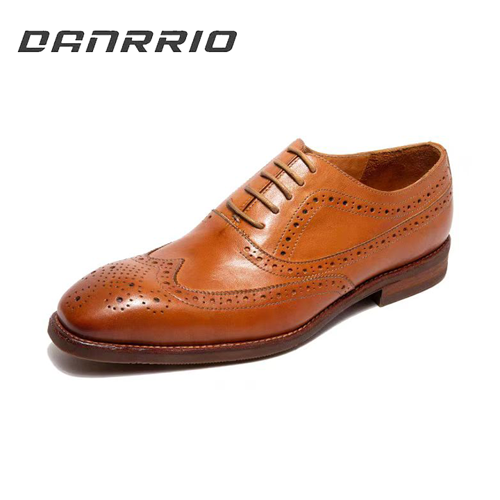 DANRRIO Handmade British Business Formal Vintage Brogue Carved Leather Shoes DANRRIO.COM DANRRIO