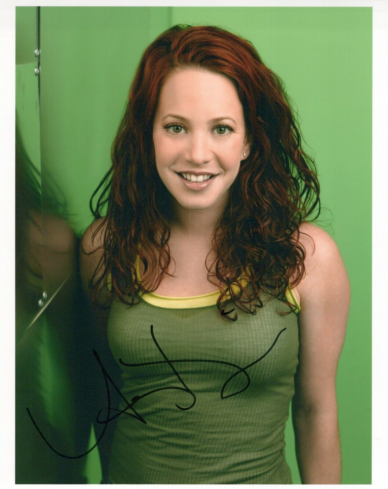 Amy Davidson glamour shot autographed Photo Poster painting signed 8x10 #6