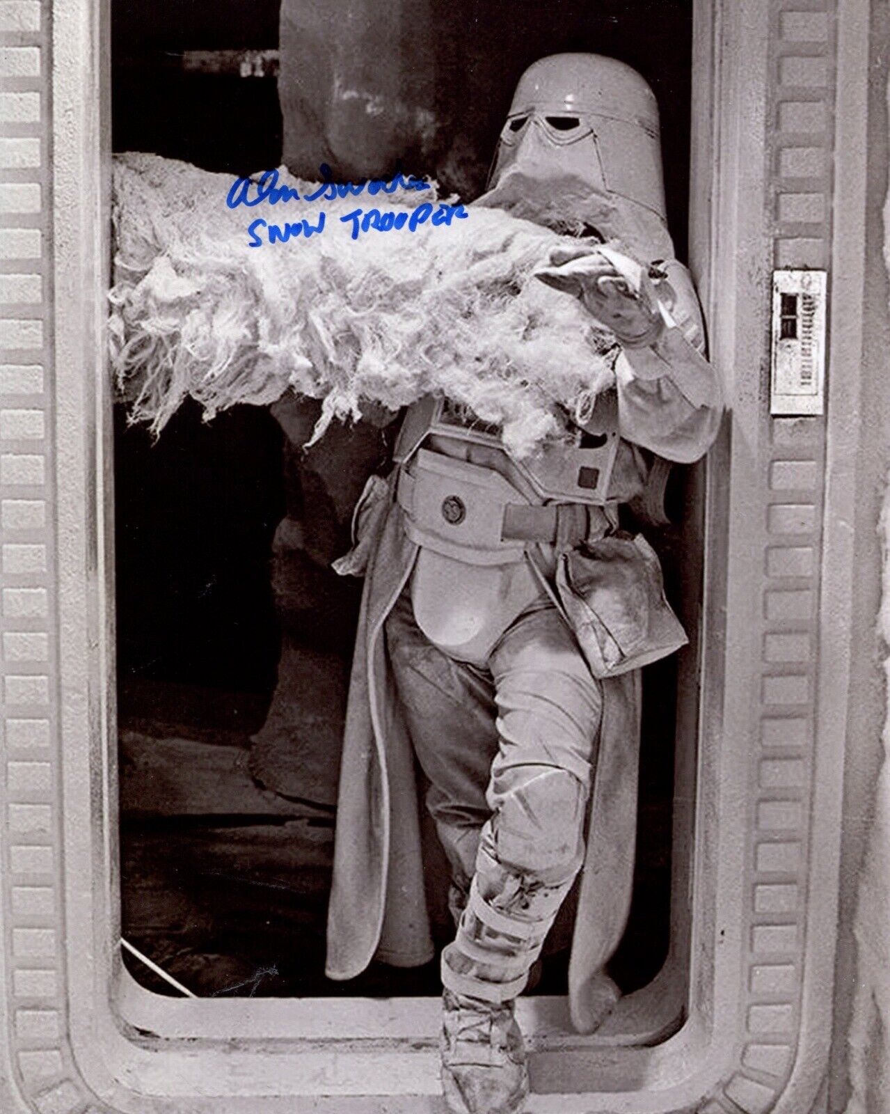 Star Wars A New Hope 8x10 Photo Poster painting signed by actor Alan Swaden - Ref4