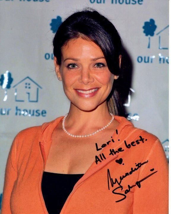 MEREDITH SALENGER Autographed Signed Photo Poster paintinggraph - To Lori