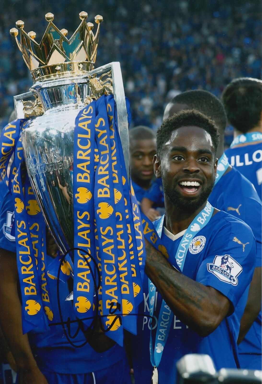 LEICESTER CITY HAND SIGNED NATHAN DYER 12X8 Photo Poster painting CHAMPIONS 16 TROPHY 4.