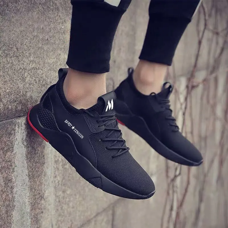 2019 New Black Breathable Runner Sports Sneakers Men's Leisure Breathable Mesh Outdoor Fitness Running Sport Sneakers Shoes
