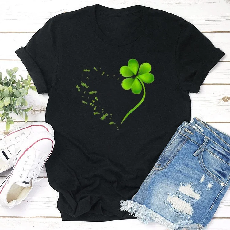 Lucky Heart  T-shirt Tee --Annaletters