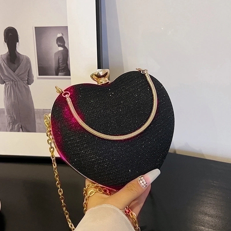 Women’s Medium Pu Leather Solid Color Streetwear Heart-shaped Lock Clasp Crossbody Bag