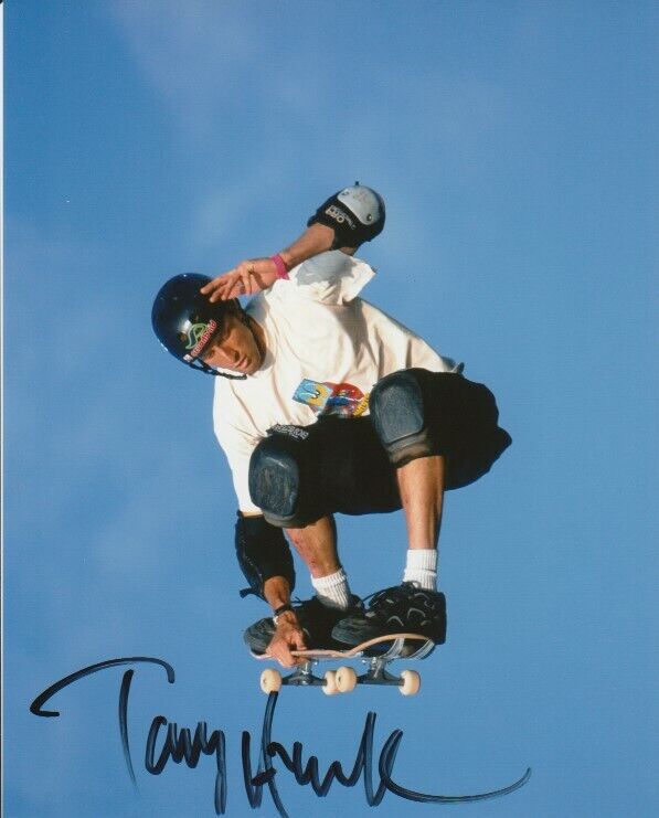 SKATEBOARDING LEGEND TONY HAWK SIGNED 8x10 Photo Poster painting #2 EXACT PROOF!