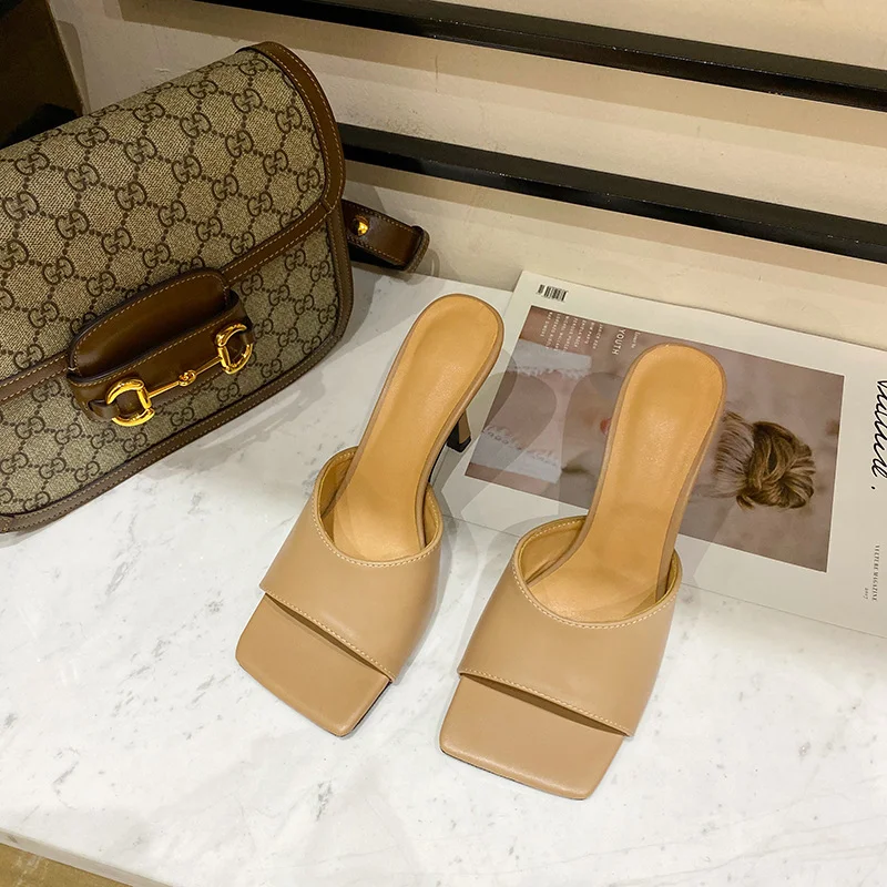 Churchf Churchf Runway Show Web Celebrity Blogger With The Same Simple And Versatile High Heel Slippers Fashion Square Head Sandals 979-2